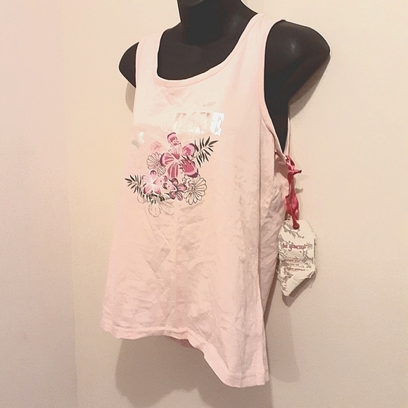 3 for $25 Bundle Sale- NWT Be Yourself Brand Tee. Size Medium - Picture 7 of 15